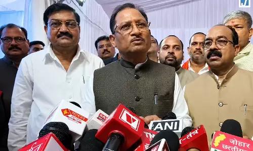 शिक्षक सम्मान समारोह में CM साय ने 81 सेवानिवृत्त और 15 उत्कृष्ट शिक्षकों को किया सम्मानित