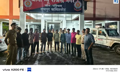 गणेशोत्सव से पहले पश्चिम क्षेत्र में पुलिस का बड़ा अभियान, 132 लोगों पर कार्रवाई