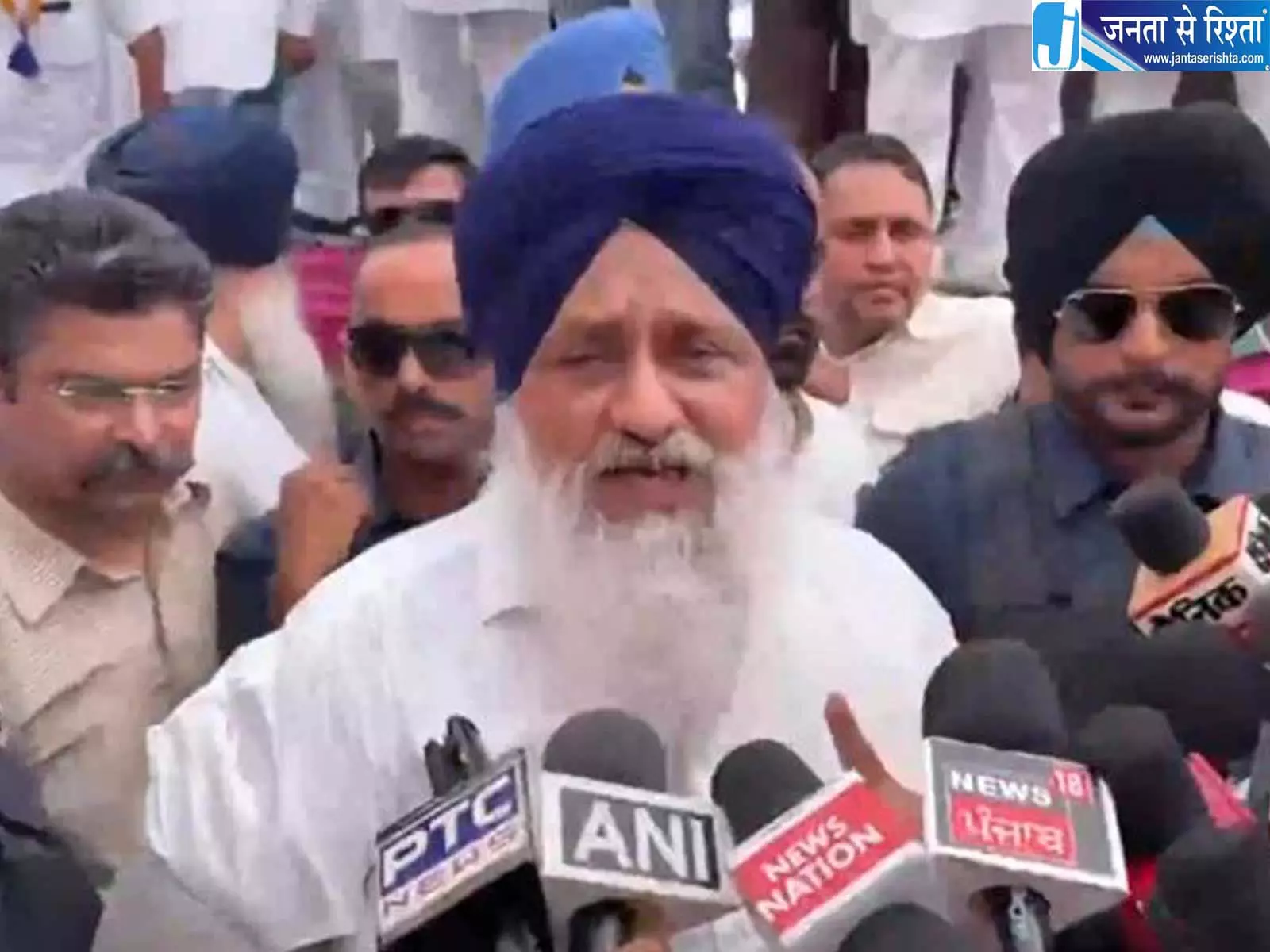 पंजाब बिजली संकट पर सियासत तेज सुखबीर बादल ने AAP पर साधा निशाना पंजाब बिजली संकट पर सियासत तेज सुखबीर बादल ने AAP पर साधा निशाना
