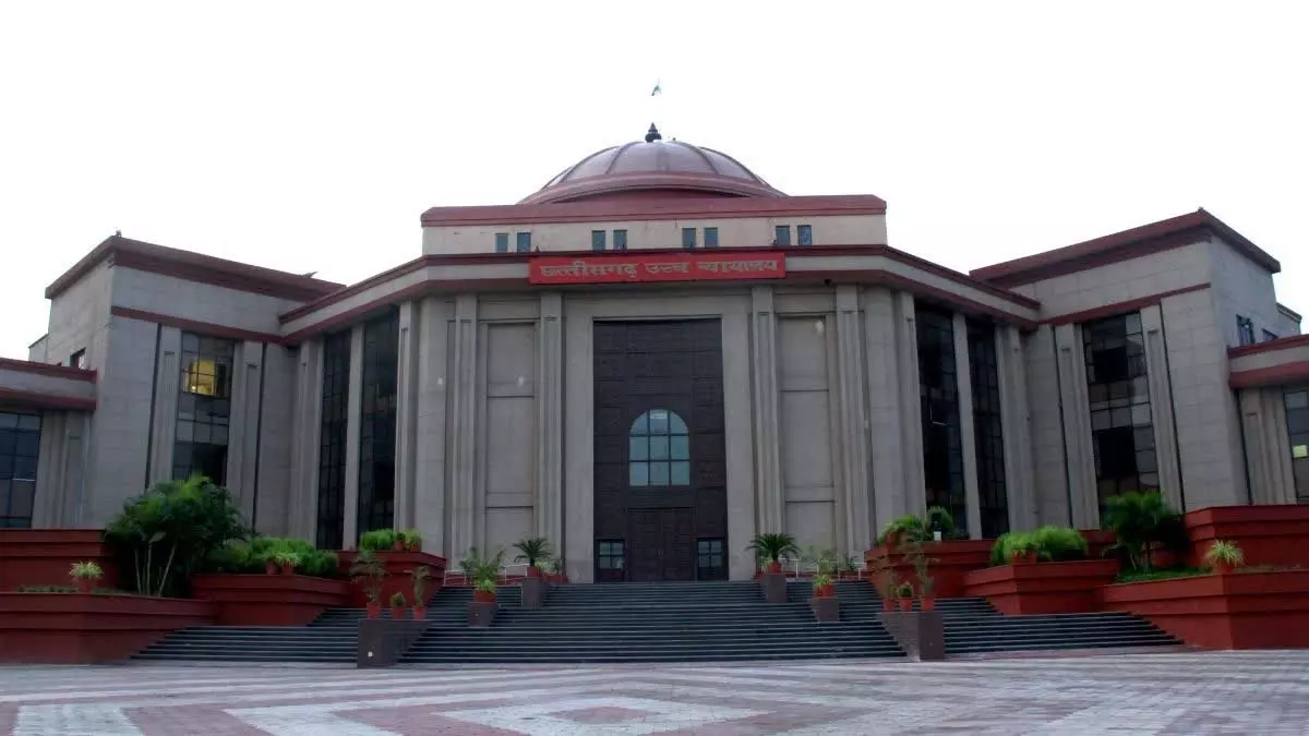 कई जिलों में बदले न्यायिक अधिकारी, जानें किसे मिली नई जिम्मेदारी कई जिलों में बदले न्यायिक अधिकारी, जानें किसे मिली नई जिम्मेदारी