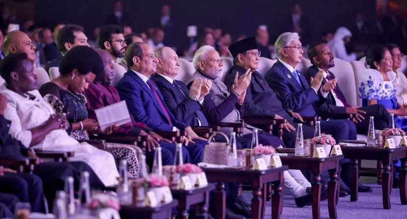 BRICS 2026: विदेशी मेहमानों ने चखी भारत की शानदार पाक-कला की झलक BRICS 2026: विदेशी मेहमानों ने चखी भारत की शानदार पाक-कला की झलक