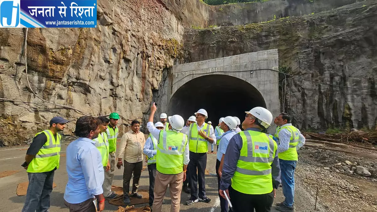 NHAI सदस्य ने निर्माणाधीन सुरंग का लिया जायजा NHAI सदस्य ने निर्माणाधीन सुरंग का लिया जायजा