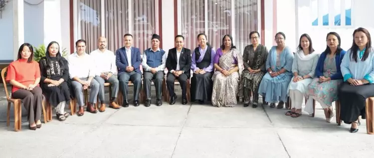 मुख्यमंत्री ने सिक्किम मेडिकल कॉलेज के नए फैकल्टी सदस्यों से की मुलाकात मुख्यमंत्री ने सिक्किम मेडिकल कॉलेज के नए फैकल्टी सदस्यों से की मुलाकात
