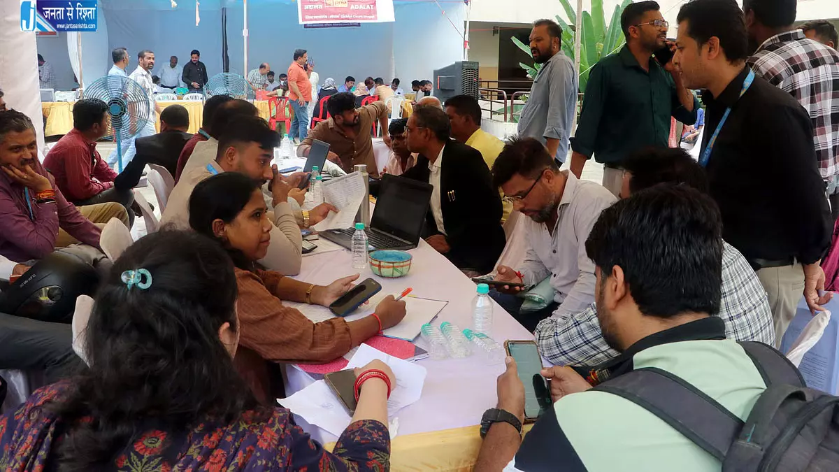 22 साल बाद मिटे गिले-शिकवे फिर साथ रहने को राजी हुआ दंपती 22 साल बाद मिटे गिले-शिकवे फिर साथ रहने को राजी हुआ दंपती