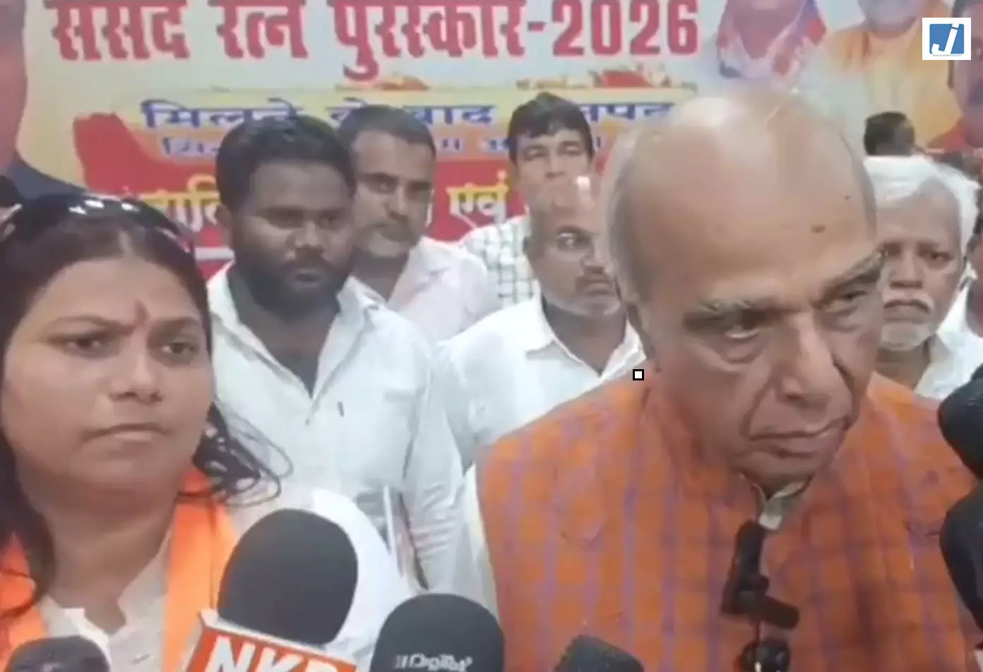 विपक्ष देख रहा मुंगेरी लाल के हसीन सपने जगदंबिका पाल का अखिलेश और राहुल गांधी पर हमला विपक्ष देख रहा मुंगेरी लाल के हसीन सपने जगदंबिका पाल का अखिलेश और राहुल गांधी पर हमला