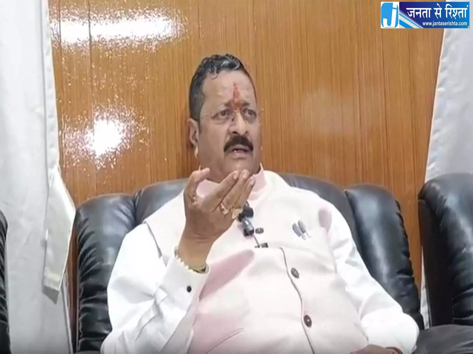 सिद्धारमैया के भरोसेमंद साथियों पर यतनाल ने उठाए सवाल सिद्धारमैया के भरोसेमंद साथियों पर यतनाल ने उठाए सवाल