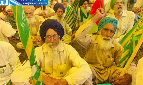 पंजाब में मंत्रियों के घरों पर प्रदर्शन पंजाब में मंत्रियों के घरों पर प्रदर्शन