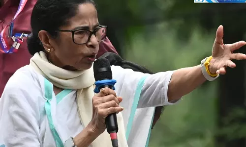 नंदीग्राम से चुनाव नहीं लड़ेंगी ममता बनर्जी नंदीग्राम से चुनाव नहीं लड़ेंगी ममता बनर्जी