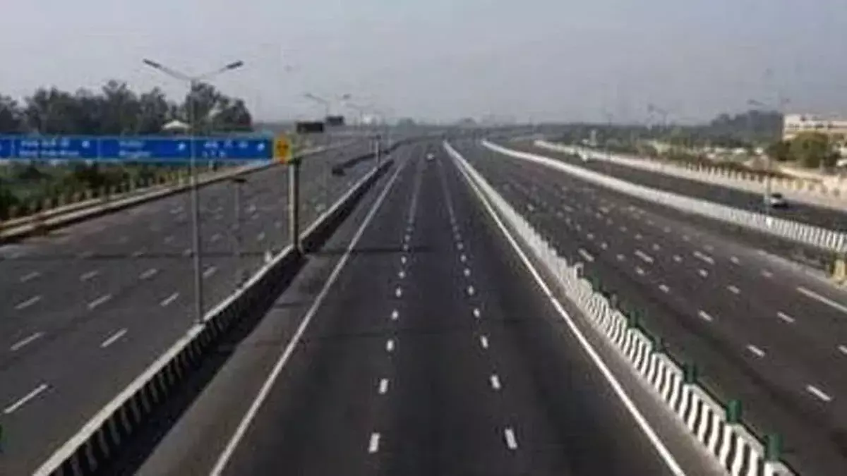 KSRTC समेत बसें छह-लेन वाले हाईवे पर नहीं चल सकेंगी; MVD का नया नियम