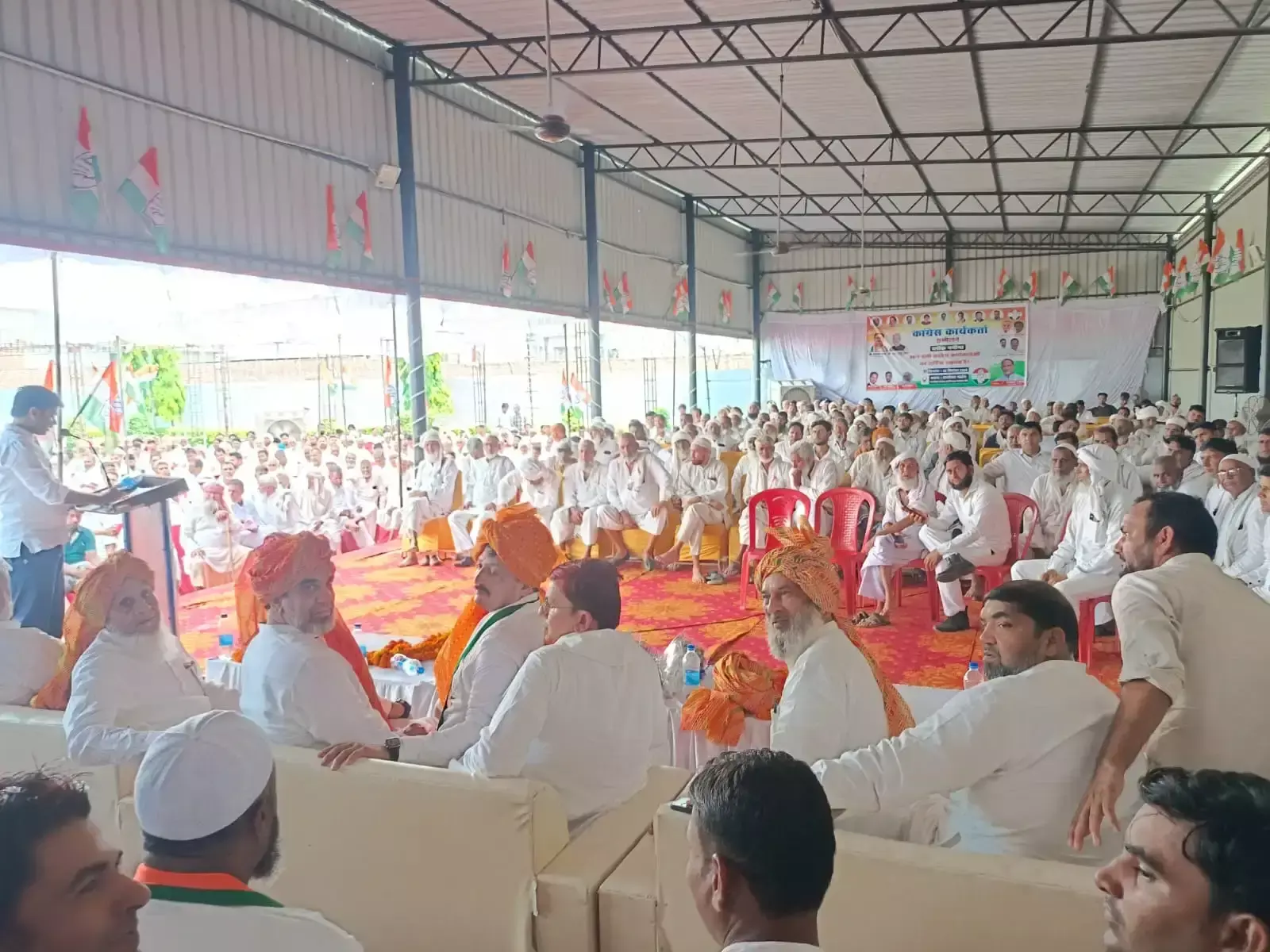 Nuh: कांग्रेस सम्मेलन में कार्यकर्ताओं को एकजुट रहने का संदेश
