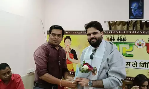 ग़ज़ल का भविष्य उज्ज्वल है, बस उसे नई पीढ़ी की धड़कन से जोड़ना होगा : जसप्रीत ‘जाज़िम’ शर्मा ग़ज़ल का भविष्य उज्ज्वल है, बस उसे नई पीढ़ी की धड़कन से जोड़ना होगा : जसप्रीत ‘जाज़िम’ शर्मा