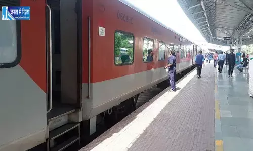 त्योहारी सीजन में धनबाद को मिली तीन स्पेशल ट्रेनें कई रूटों पर टिकट बुकिंग शुरू