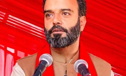 NC छोड़ने के बाद जल्द फैसला लेंगे रूहुल्लाह