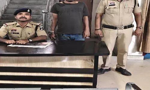 घर में घुसकर महिला से किया छेड़छाड़, आरोपी गिरफ्तार