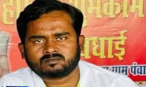 बीच सड़क गोलियों से भूना गया विक्की इलाके में सनसनी बीच सड़क गोलियों से भूना गया विक्की इलाके में सनसनी