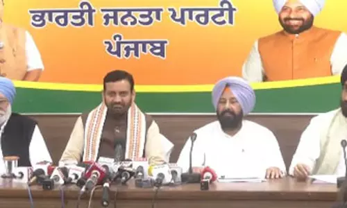पंजाब के पूर्व मुख्यमंत्री प्रकाश सिंह बादल के सहयोगी भाजपा में शामिल हुए