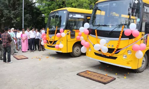 छात्रों की सुविधा बढ़ाने के लिए IIT BHU ने शुरू की दो नई बसें