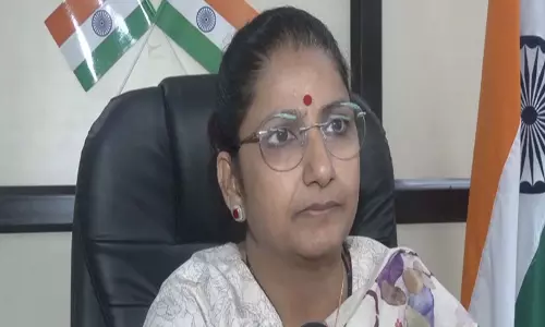 प्रोफेसर पर यौन उत्पीड़न के आरोप DCW ने मामले में लिया संज्ञान प्रोफेसर पर यौन उत्पीड़न के आरोप DCW ने मामले में लिया संज्ञान