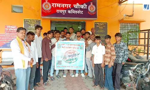 साइबर ठगों से बचाने मैदान में उतरी पुलिस एक दिन में 31 जगह अभियान
