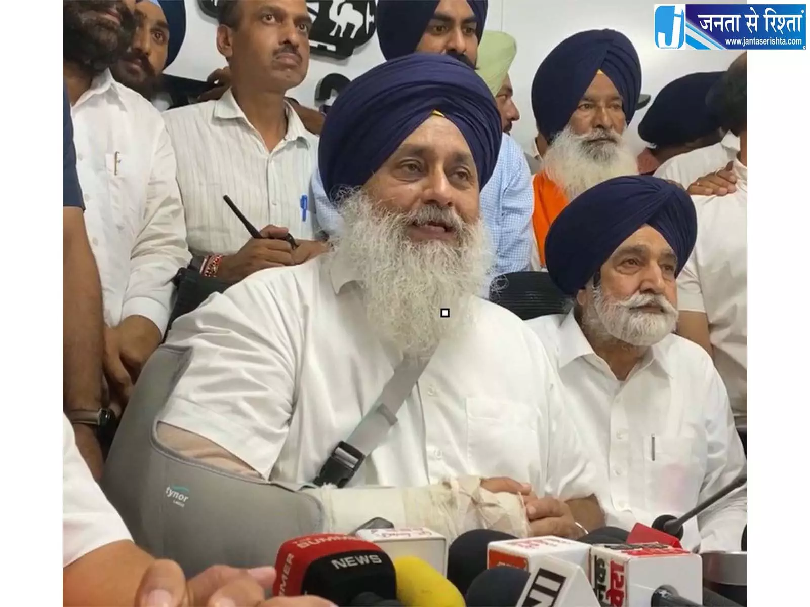 बिजली संकट पर सुखबीर बादल का वार बोले 10 साल में नहीं लगा नया प्लांट बिजली संकट पर सुखबीर बादल का वार बोले 10 साल में नहीं लगा नया प्लांट