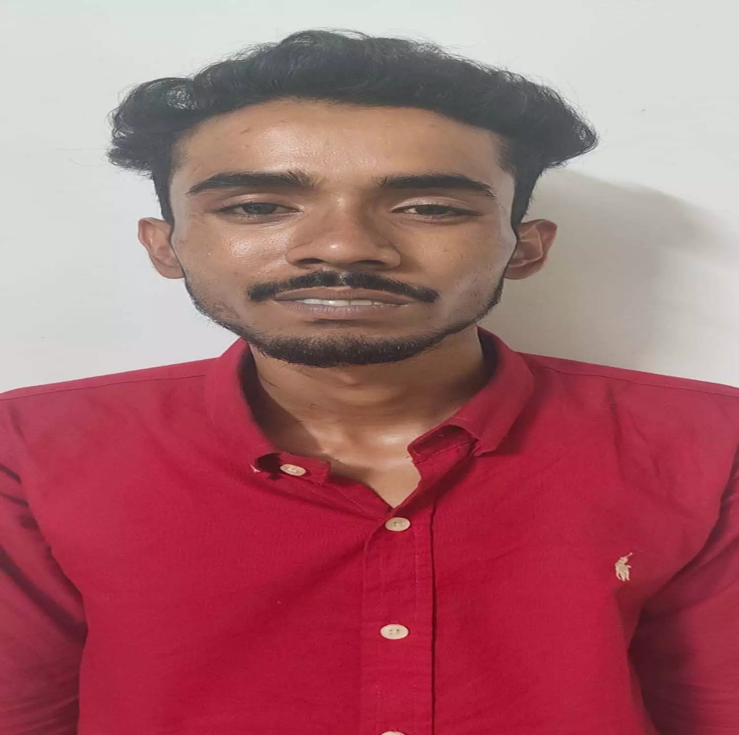 चाकू लहराकर लोगों को धमका रहा था गुंडा बदमाश गिरफ्तार चाकू लहराकर लोगों को धमका रहा था गुंडा बदमाश गिरफ्तार