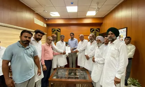 INLD ने सिरसा में बारिश से प्रभावित किसानों के लिए राहत की मांग की INLD ने सिरसा में बारिश से प्रभावित किसानों के लिए राहत की मांग की
