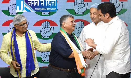DUTA के पूर्व अध्यक्ष आदित्य नारायण मिश्रा शिक्षाविदों के साथ कांग्रेस में शामिल हुए