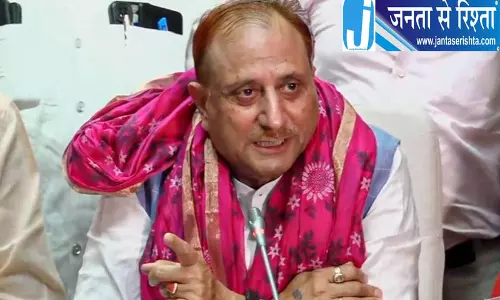 दिल्ली मेयर ने वार्ड 51, 53 का किया निरीक्षण दिल्ली मेयर ने वार्ड 51, 53 का किया निरीक्षण