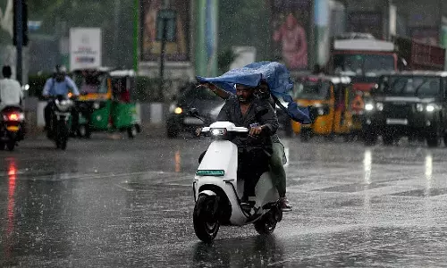मध्य प्रदेश में अब तक 88 फीसदी मौसमी बारिश, 37 जिलों में सामान्य से कम बरसे बादल मध्य प्रदेश में अब तक 88 फीसदी मौसमी बारिश, 37 जिलों में सामान्य से कम बरसे बादल