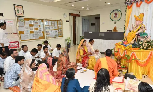 कृषि मंत्री रामविचार नेताम के निवास में विधि-विधान से हुई भगवान गणेश की स्थापना कृषि मंत्री रामविचार नेताम के निवास में विधि-विधान से हुई भगवान गणेश की स्थापना