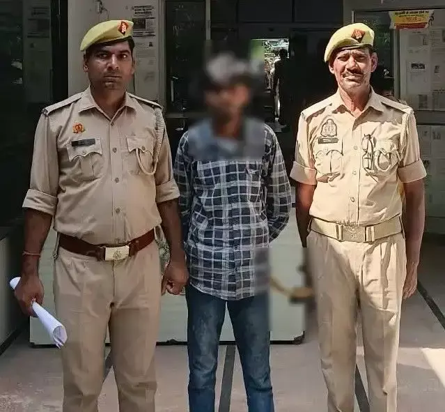 Moradabad: दुष्कर्म पीड़ित को ब्लैकमेल करने पर आरोपी पुलिस की गिरफ्त में