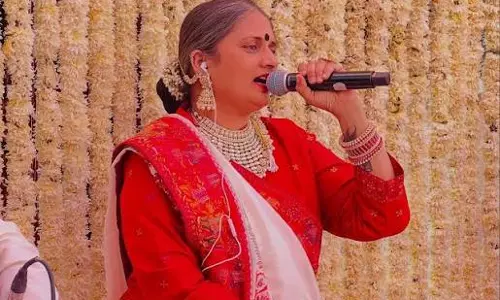 वैशाली हरिन गोहिल: कारोबार से गुजराती शादी के गीतों तक का सफर, अंबानी परिवार के समारोह में भी दी प्रस्तुति