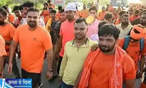 पिता की सियासी वापसी के लिए प्रतीक सिंह ने मांगी मन्नत