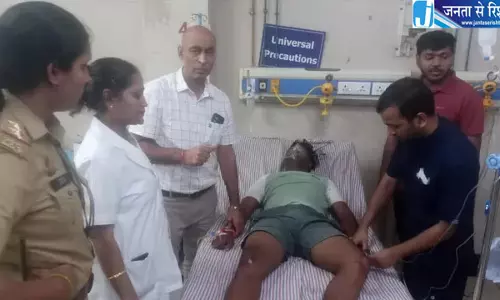 मेरठ में होमगार्ड भर्ती की दौड़ के दौरान बिगड़ी अभ्यर्थियों की तबीयत, एक की मौत मेरठ में होमगार्ड भर्ती की दौड़ के दौरान बिगड़ी अभ्यर्थियों की तबीयत, एक की मौत