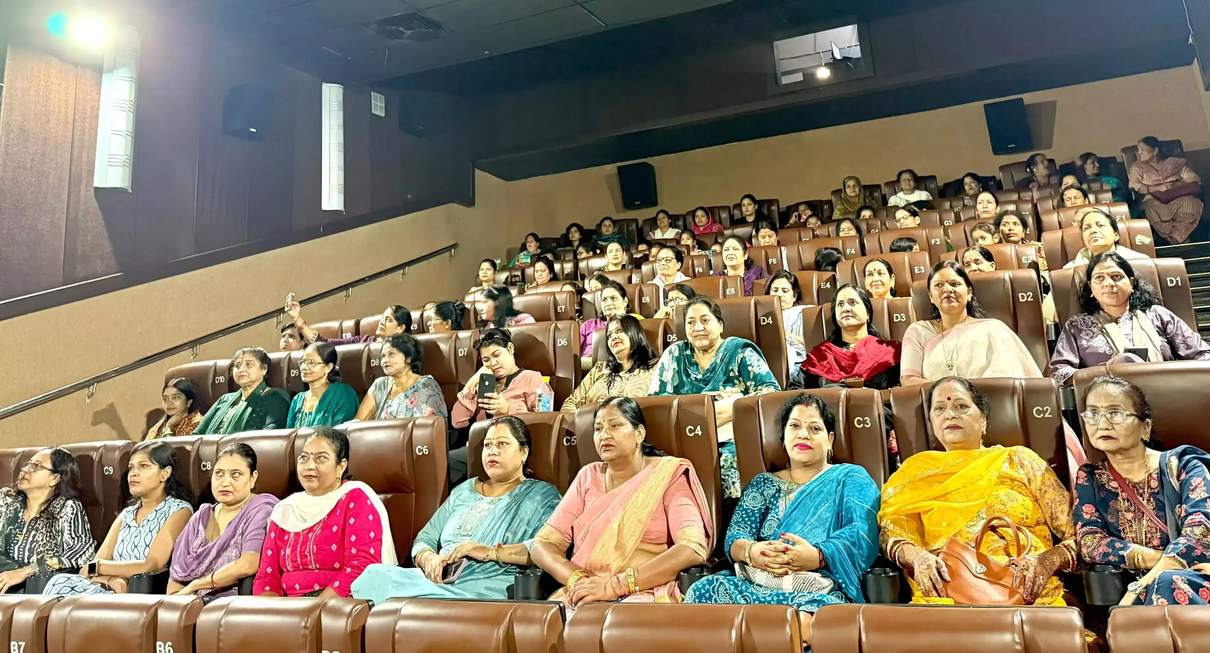 Haldwani: ‘हनुमान अंश’ फिल्म में दिखा बाबा नीम करोली का आध्यात्मिक संदेश