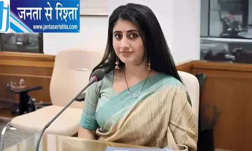 ग्रेजुएशन में UPSC से जुड़े विषय नहीं थे, फिर भी तीसरे प्रयास में बनीं IAS अधिकारी अंबिका रैना