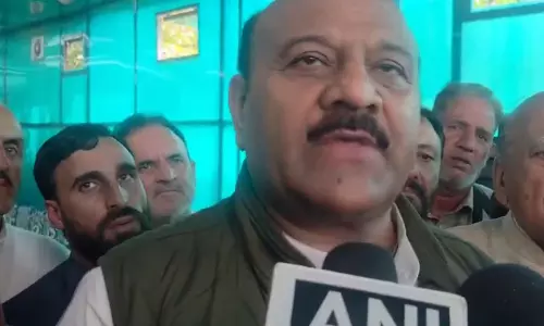 डेली वेजरों को जल्द नियमित करेंगे बोले सुरिंदर चौधरी