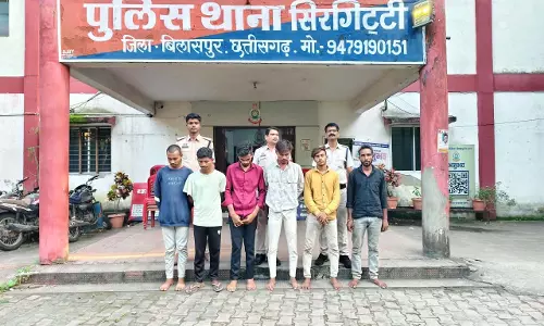 अड्डेबाजी और नशाखोरी पर शिकंजा 6 युवक पकड़े गए