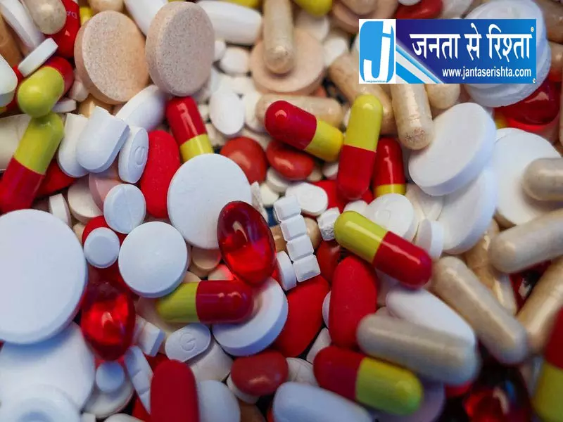 सोहना में बड़ी छापेमारी: 49 कोडीन सिरप और 520 अल्प्राजोलम टैबलेट ज़ब्त सोहना में बड़ी छापेमारी: 49 कोडीन सिरप और 520 अल्प्राजोलम टैबलेट ज़ब्त