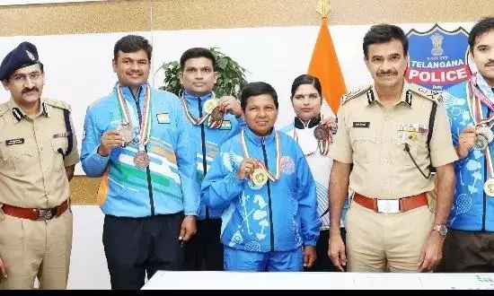DGP CV आनंद ने दो प्रतियोगिताओं में 15 मेडल जीतने वाले पुलिस शूटर्स को सम्मानित किया