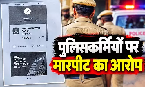 शिकायत लेकर पहुंचा फेरीवाला, पुलिसकर्मियों पर वसूली का आरोप, TI पर गिरी गाज