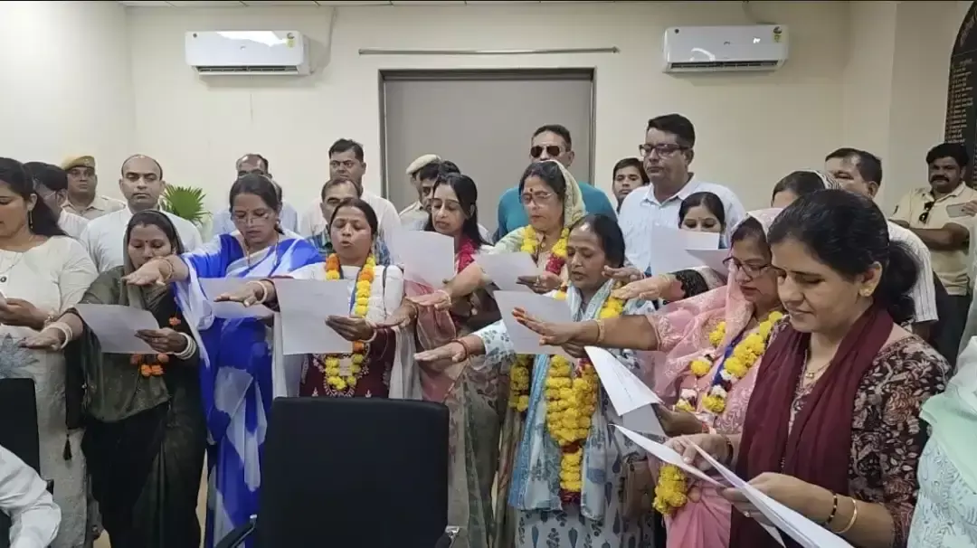 Ajmer: अजमेर में कांग्रेस के नवनिर्वाचित पार्षदों ने संभाली जिम्मेदारी