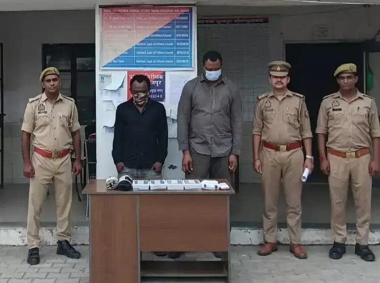Noida: भारत में सिंथेटिक ड्रग्स बेच रहे दो विदेशी नागरिक गिरफ्तार