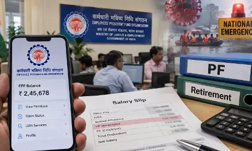 महामारी या आपदा में घट सकती है PF कटौती, जानिए आपकी सैलरी और रिटायरमेंट पर कितना पड़ेगा असर महामारी या आपदा में घट सकती है PF कटौती, जानिए आपकी सैलरी और रिटायरमेंट पर कितना पड़ेगा असर