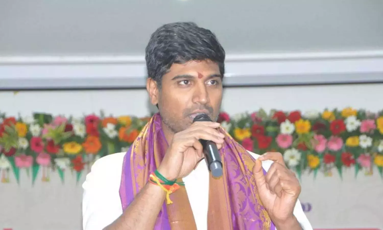 Andhra: कढ़ी पत्ता प्रोसेसिंग यूनिट के लिए आधारशिला रखी गई Andhra: कढ़ी पत्ता प्रोसेसिंग यूनिट के लिए आधारशिला रखी गई
