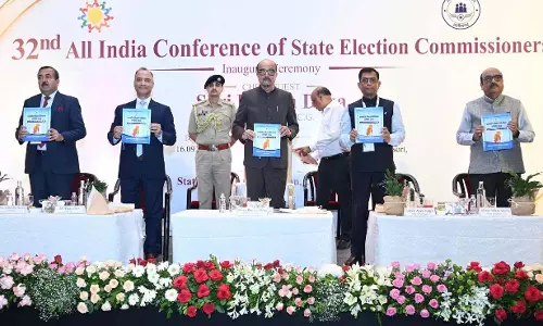 नवा रायपुर में 32वें अखिल भारतीय राज्य निर्वाचन आयुक्त सम्मेलन का भव्य शुभारंभ नवा रायपुर में 32वें अखिल भारतीय राज्य निर्वाचन आयुक्त सम्मेलन का भव्य शुभारंभ
