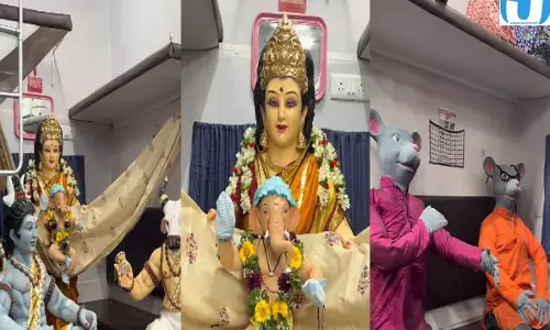 मुंबई में रेलवे थीम पर सजा गणेश पंडाल सोशल मीडिया पर वायरल हुआ वीडियो मुंबई में रेलवे थीम पर सजा गणेश पंडाल सोशल मीडिया पर वायरल हुआ वीडियो