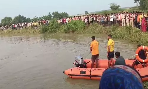 गणेश विसर्जन के दौरान बड़ा हादसा चार युवकों की डूबने से मौत गणेश विसर्जन के दौरान बड़ा हादसा चार युवकों की डूबने से मौत