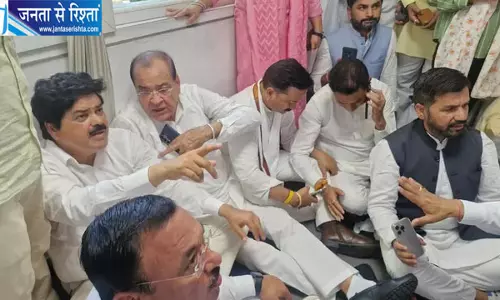 शुद्धीकरण हवन विवाद: कांग्रेस ने दलित सम्मान के मुद्दे पर भाजपा और आरएसएस को घेरा