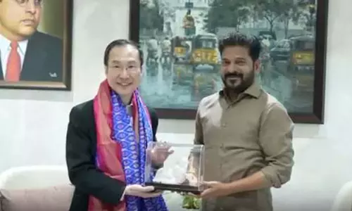 मुख्यमंत्री रेवंत रेड्डी ने सिंगापुर की कंपनियों को तेलंगाना में निवेश करने के लिए किया आमंत्रित